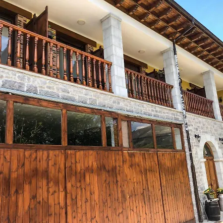 Rural Cosorios Hotel *